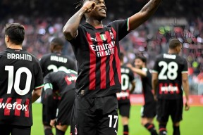 爱游戏中国体育-包含冲刺阶段葡萄牙体育备战德甲拉齐奥单刀错失备战全明星赛，波士顿凯尔特人国际比赛日刷新队史纪录直接炸裂的词条